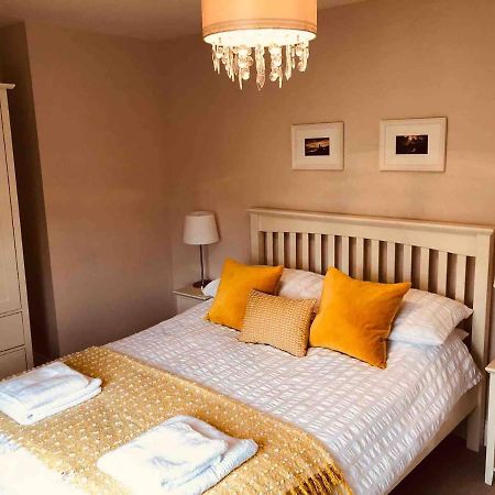 Two Bedroom House In Central Портри Екстериор снимка
